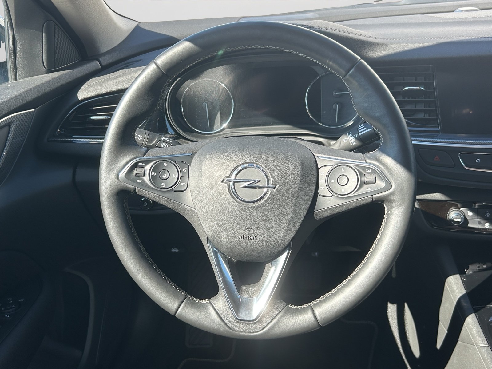 Bild 9 von Opel Insignia 1.5 D GS Business Edition