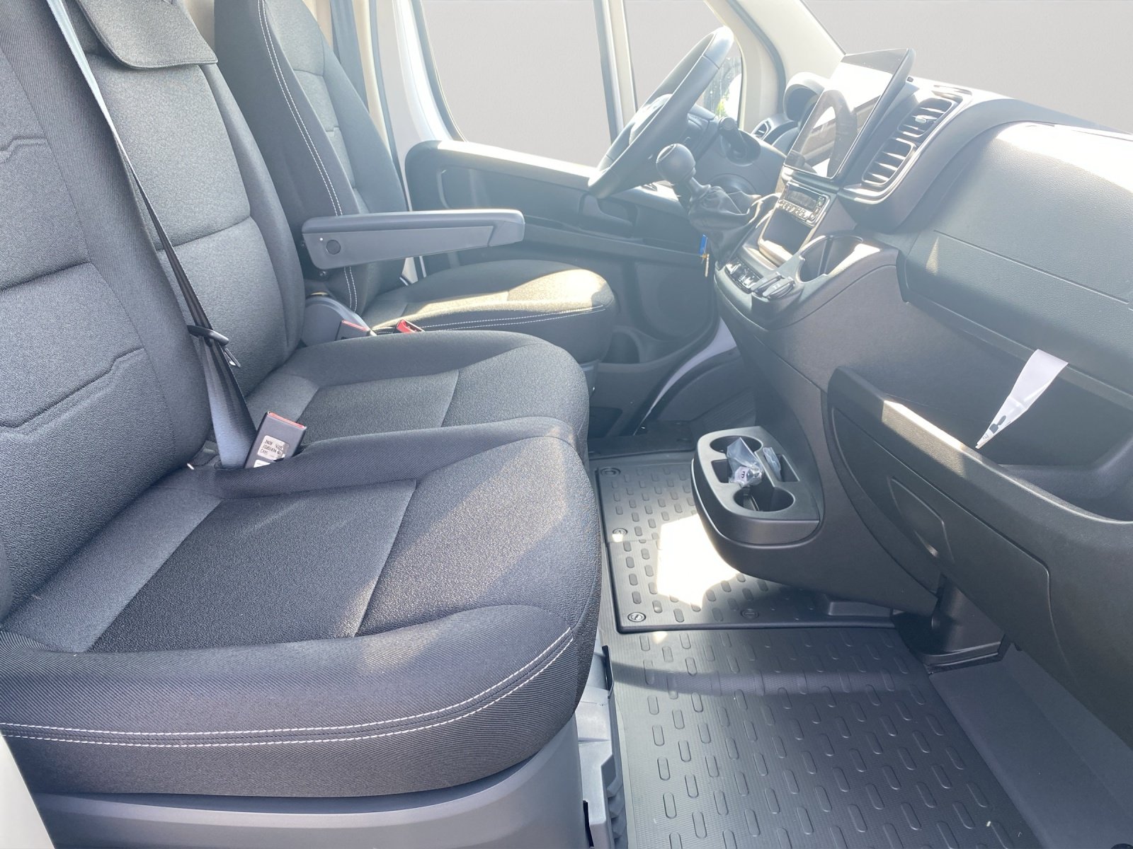 Bild 5 von Peugeot Boxer Kastenwagen 2.2 L3H2