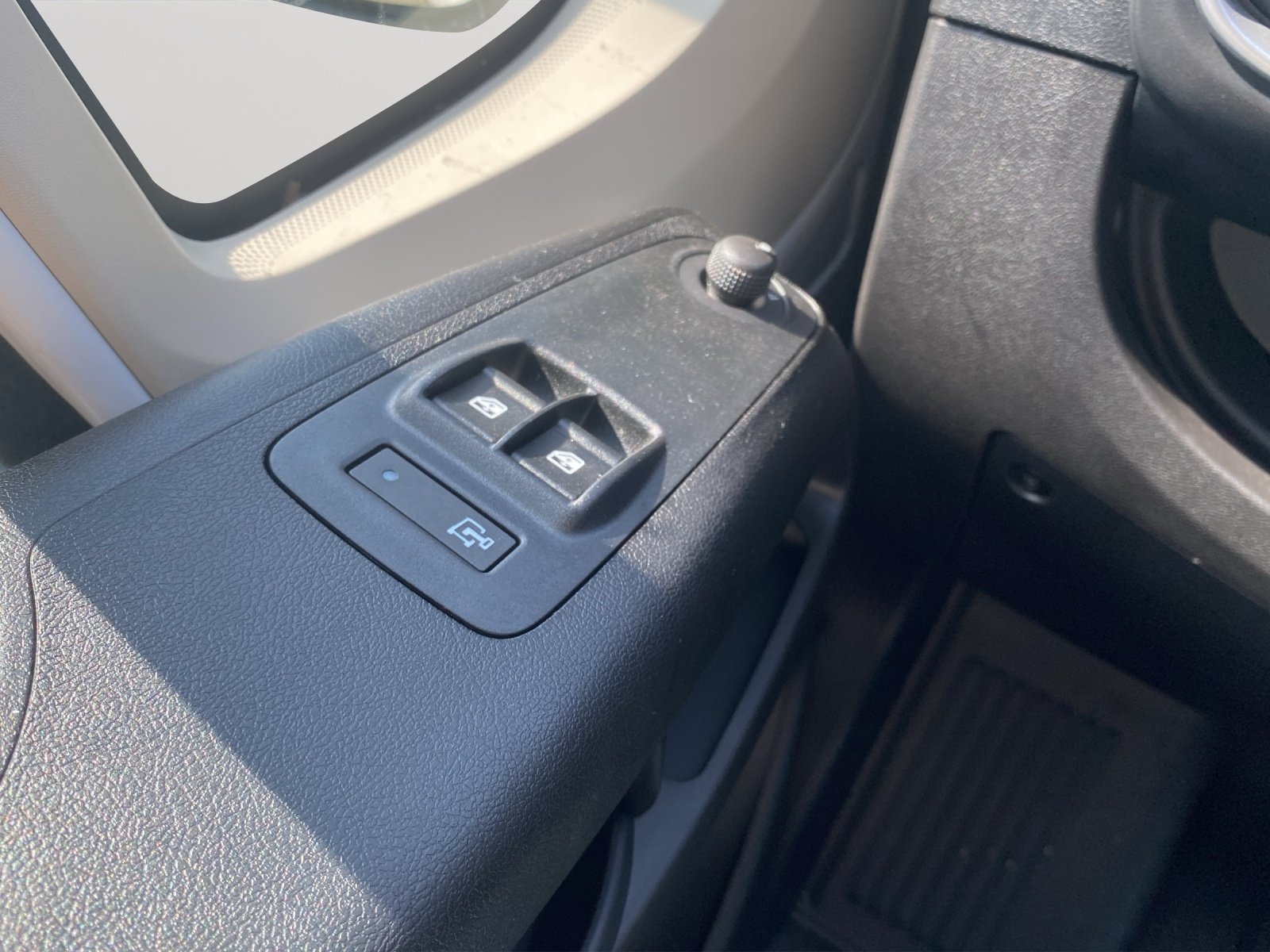 Bild 11 von Peugeot Boxer Kastenwagen 2.2 L3H2