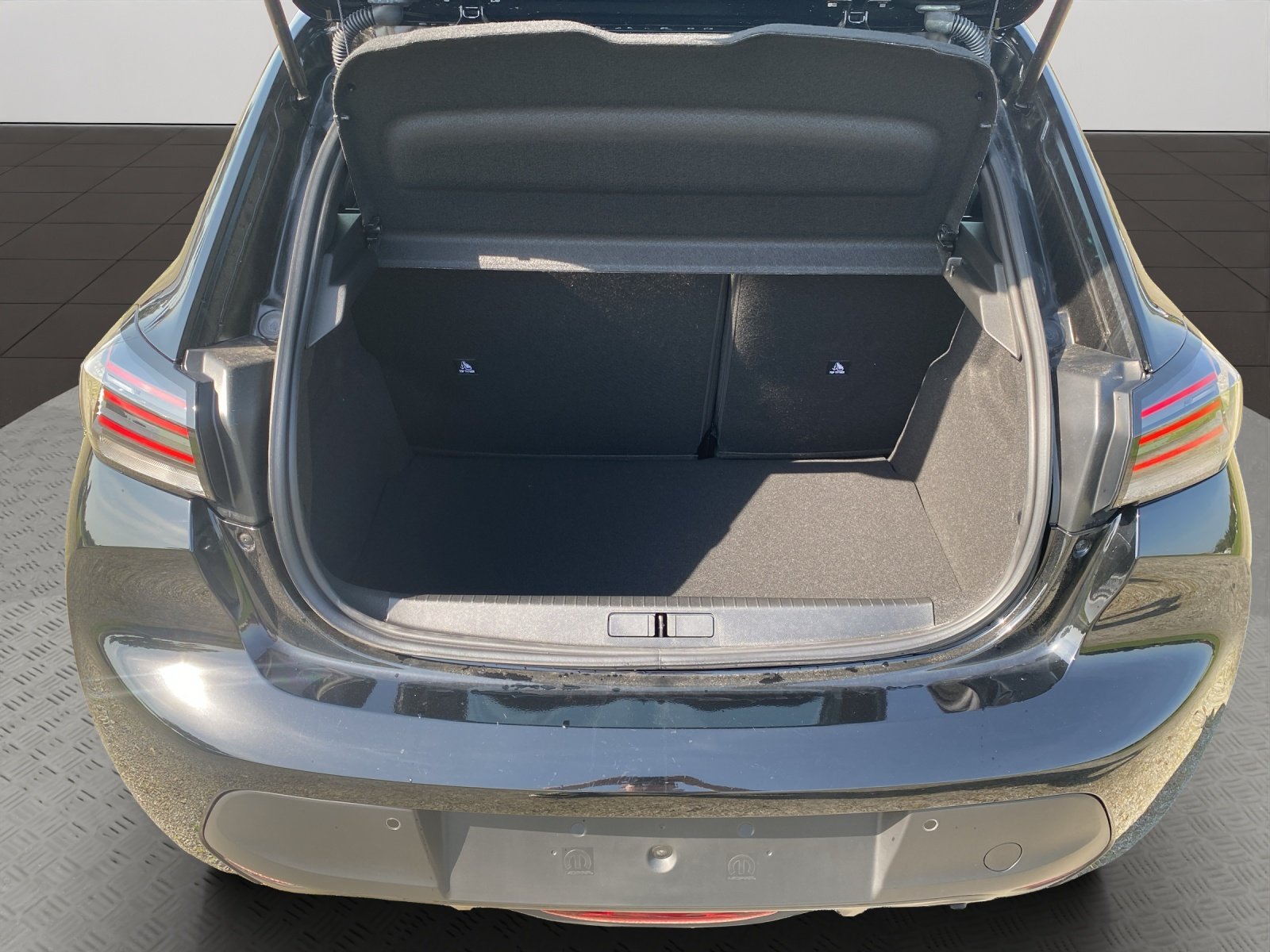 Bild 7 von Peugeot 208 STYLE 1.2 PURETECH