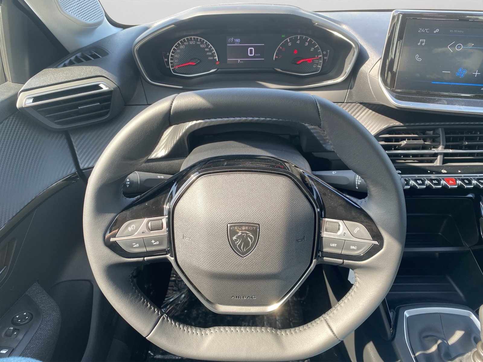 Bild 9 von Peugeot 208 STYLE 1.2 PURETECH
