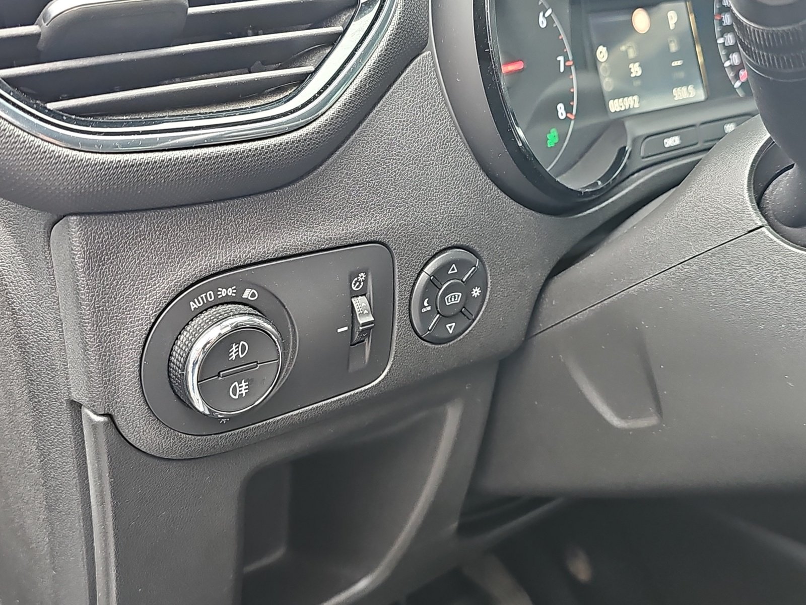 Bild 12 von Opel Crossland X  1.2 Turbo