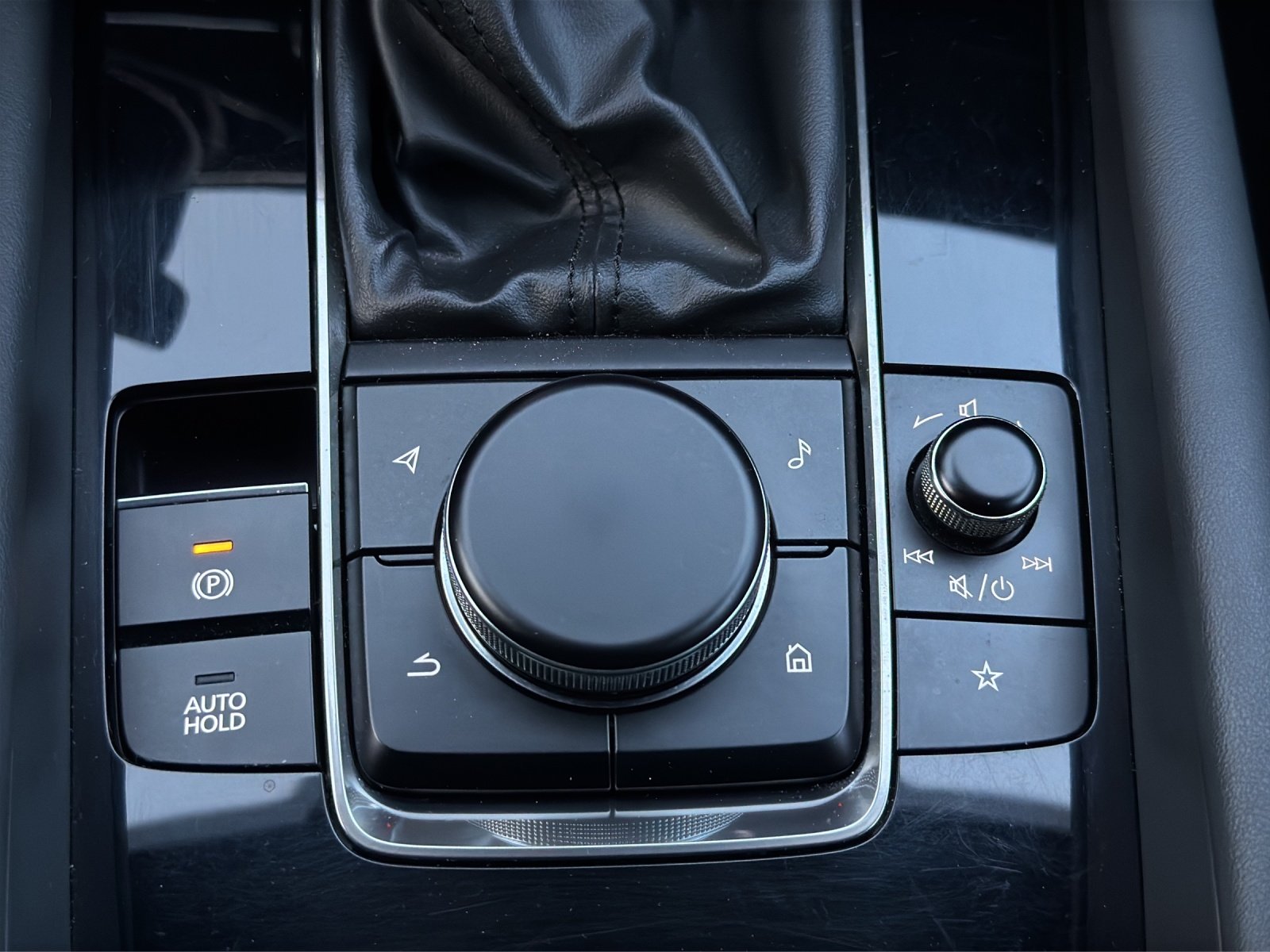 Bild 14 von Mazda 3 Selection 2,0l Hybrid AWD 6-Gang