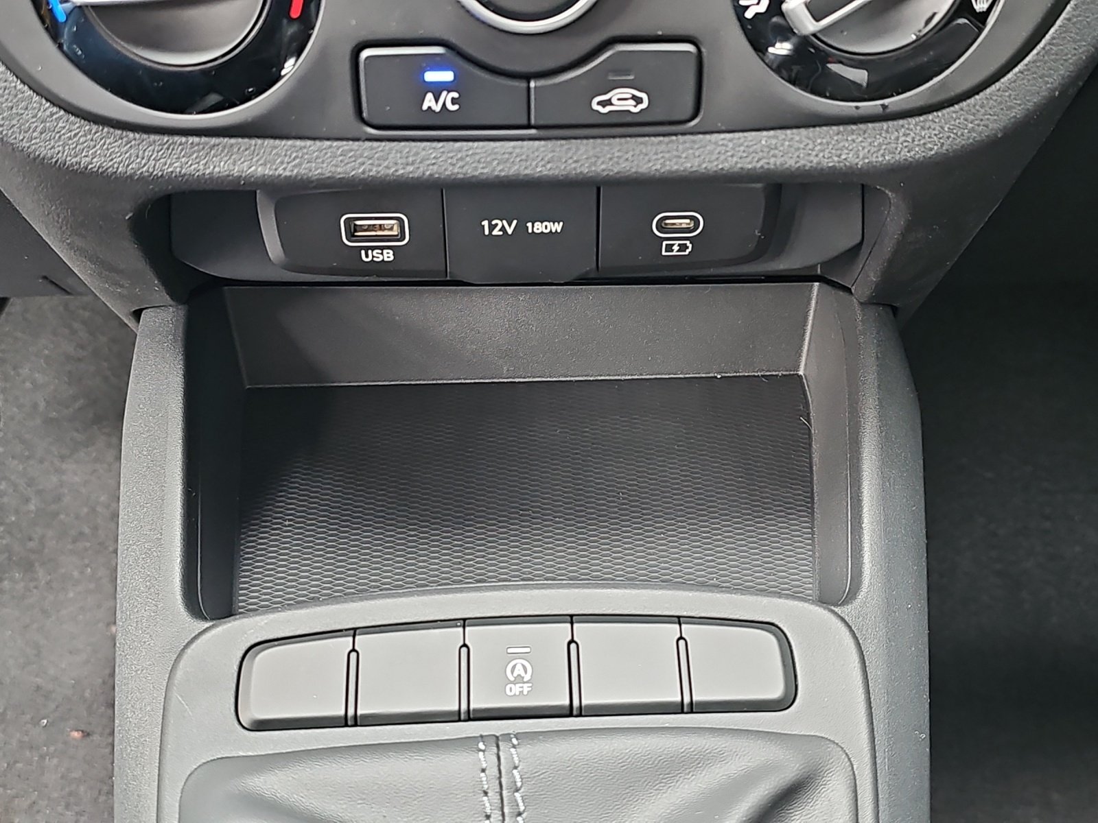 Bild 15 von Hyundai i10 1.0 MJ25 Select