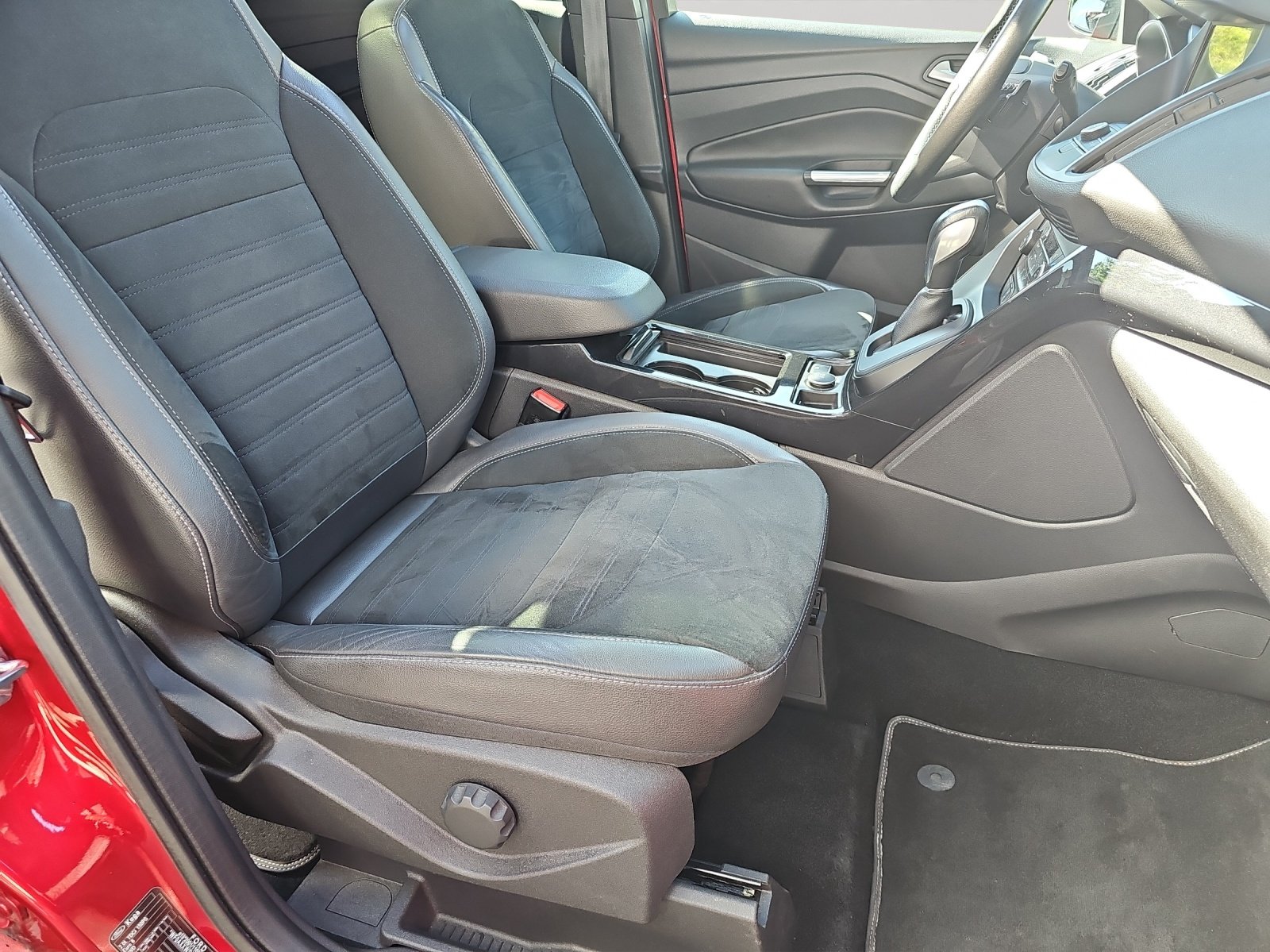 Bild 7 von Ford Kuga 2.0 TDCi 4x4