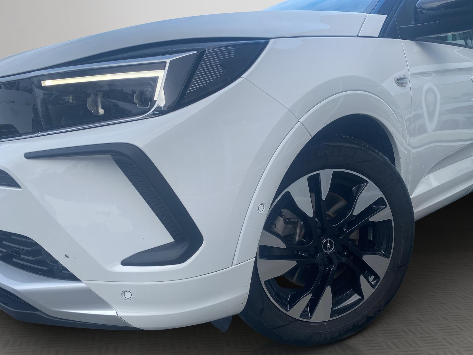 Bild 2 von OPEL Grandland Plug-In-Hybrid Ultimate MATRIX/STHZ/NA