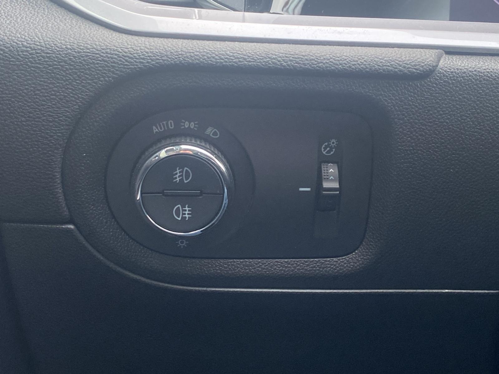 Bild 9 von OPEL Grandland Plug-In-Hybrid Ultimate MATRIX/STHZ/NA