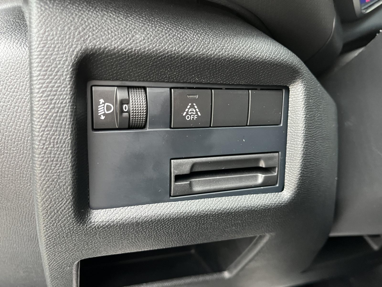 Bild 12 von CITROEN C5 Aircross 1.2 PureTech Feel Pack LED/DAB+/KAME