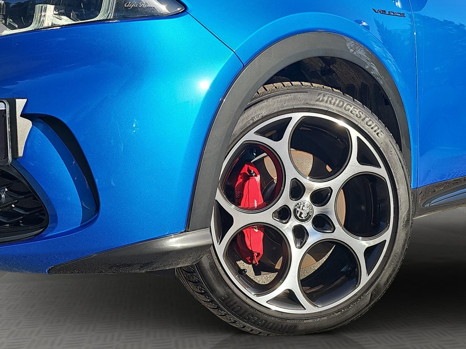 Bild 2 von ALFA ROMEO Tonale 1.5 Mild Hybrid Veloce/DAB/LED/KAMERA