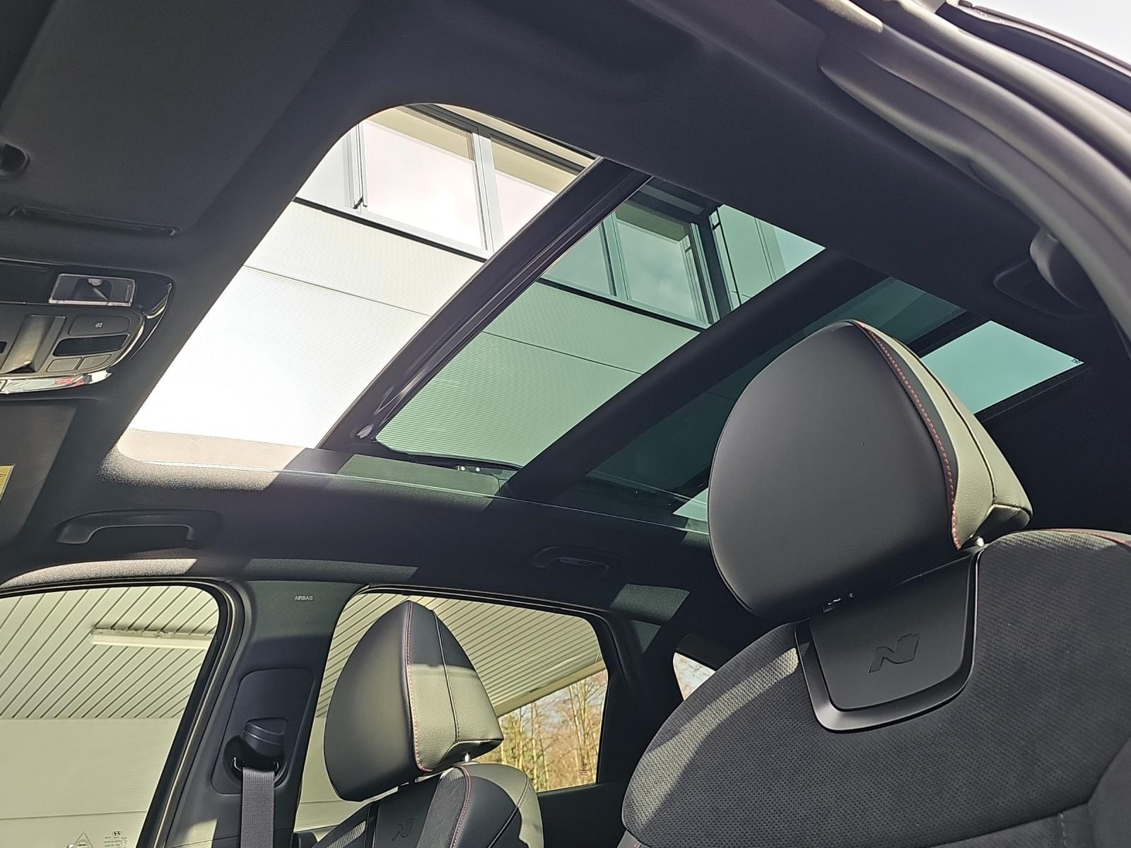 Bild 11 von HYUNDAI Tucson 1.6 4WD Hybrid N-Line X/Pano/Matrix