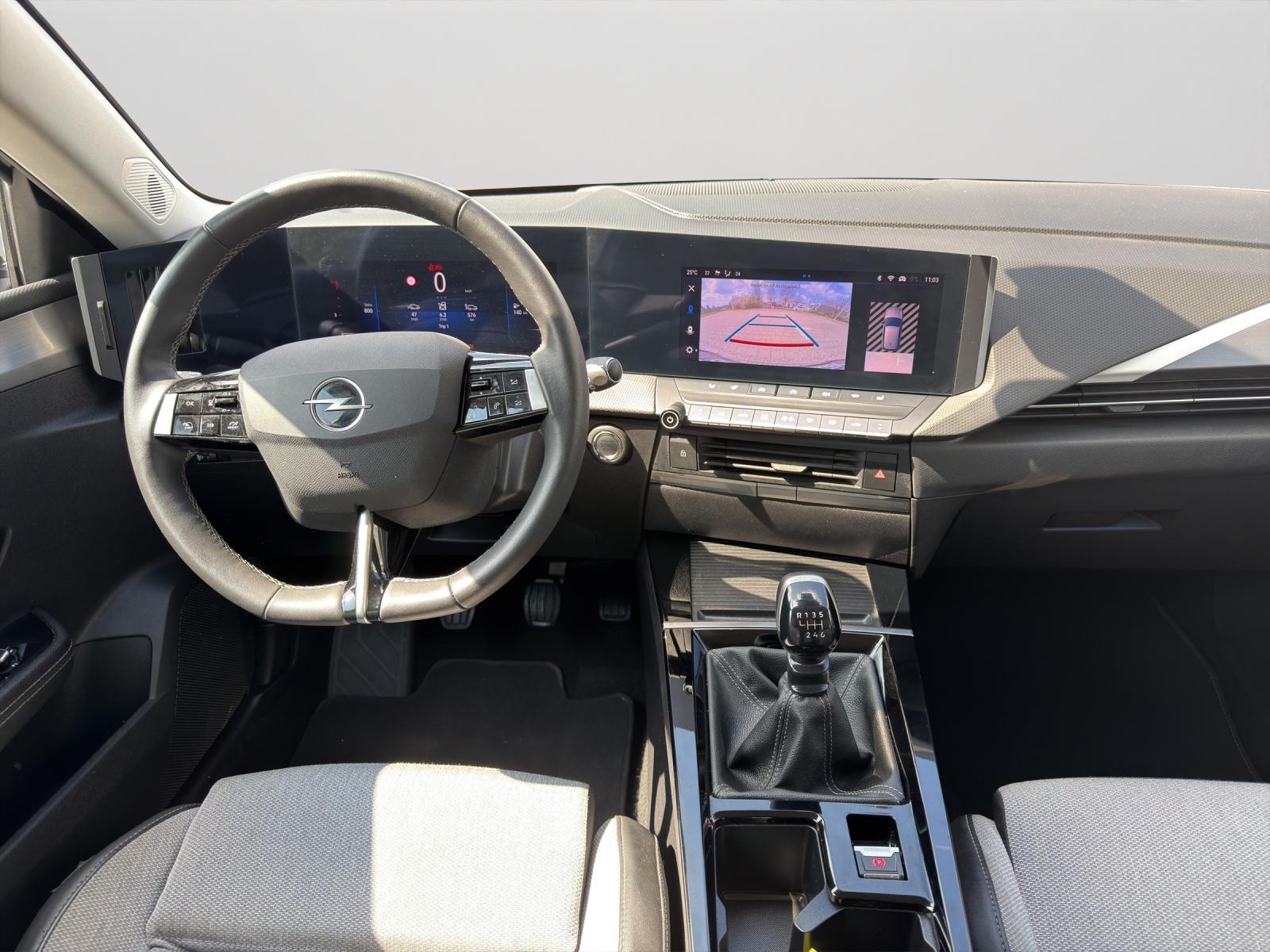 Bild 8 von OPEL Astra 1.2T 6-Gang Elegance LED/SHZ/LHZ/KAMERA