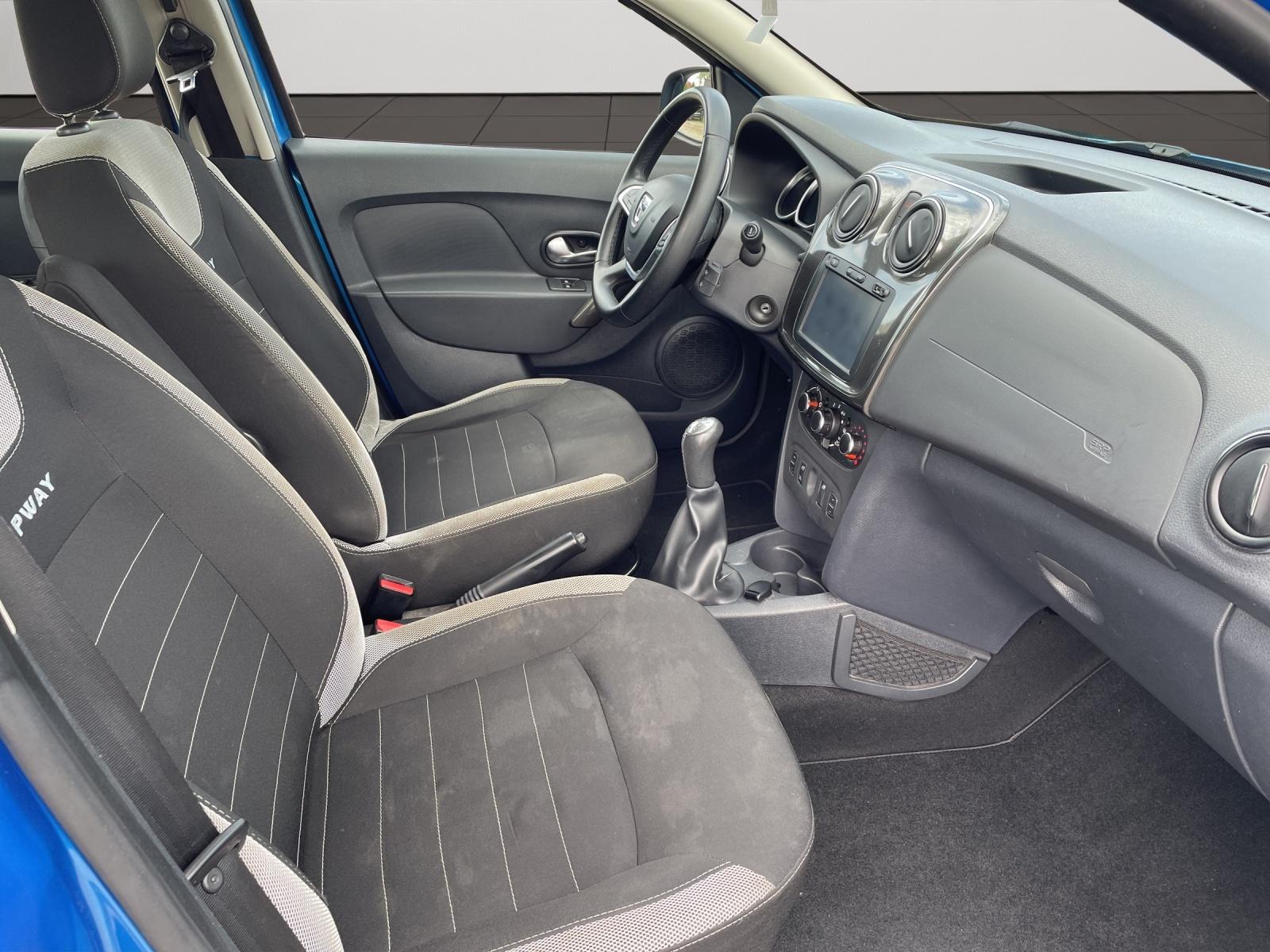 Bild 7 von DACIA Sandero II 0.9 TCe 90 eco² Stepway Prestige KLIM