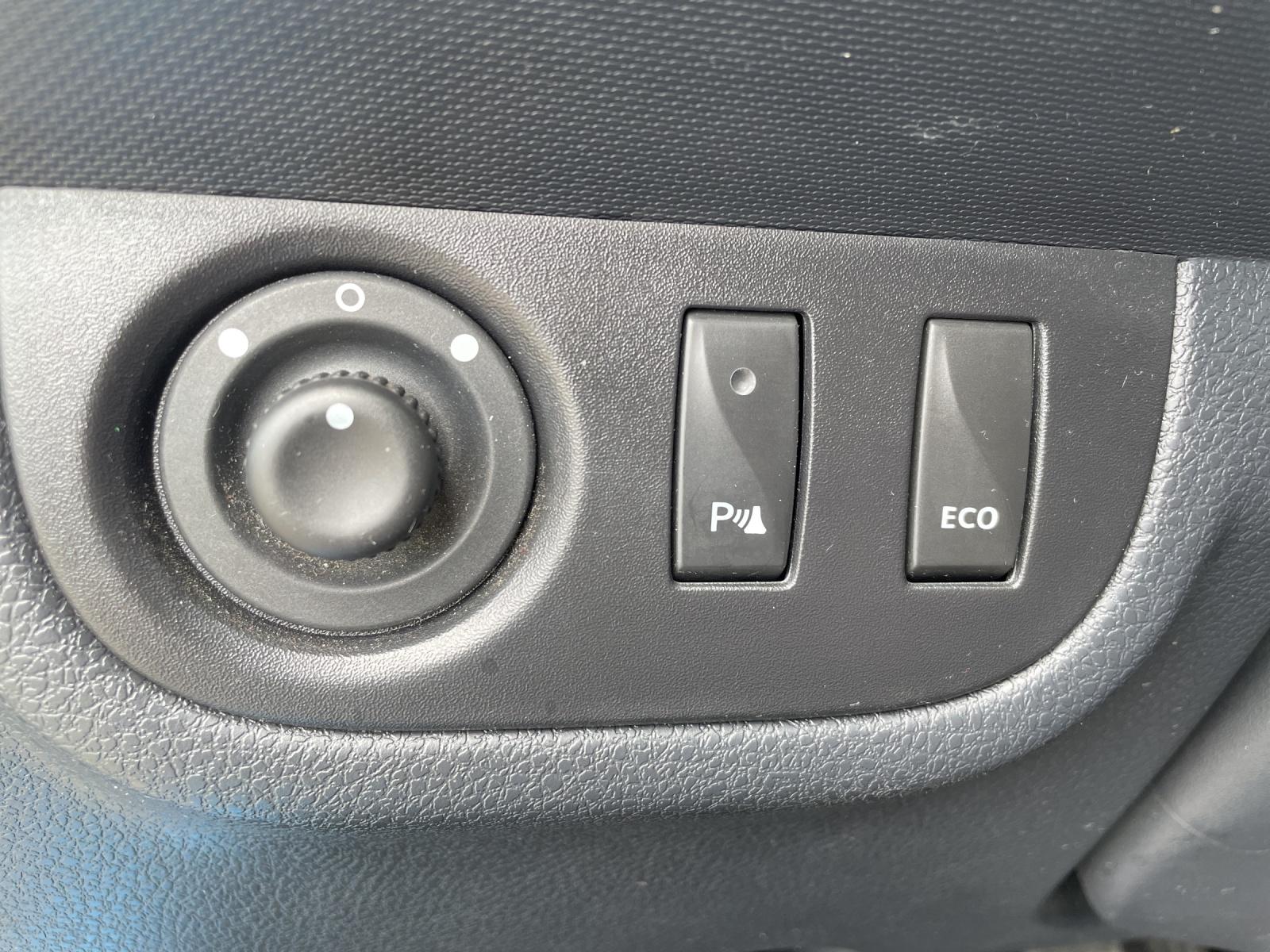Bild 12 von DACIA Sandero II 0.9 TCe 90 eco² Stepway Prestige KLIM