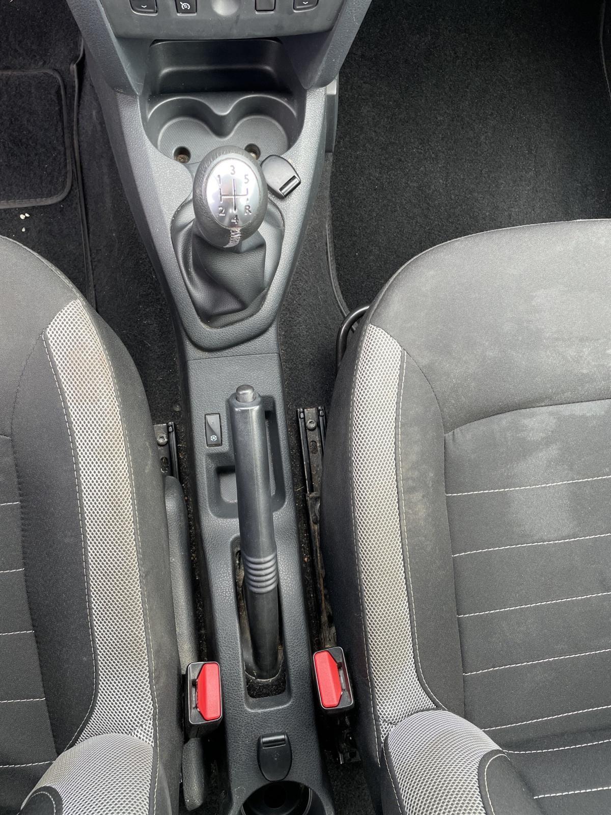 Bild 13 von DACIA Sandero II 0.9 TCe 90 eco² Stepway Prestige KLIM