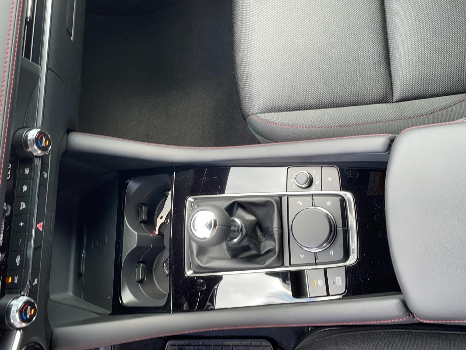 Bild 13 von MAZDA 3 E-SKYACTIV-G HOMURA LED/NAVI/SHZ/DAB