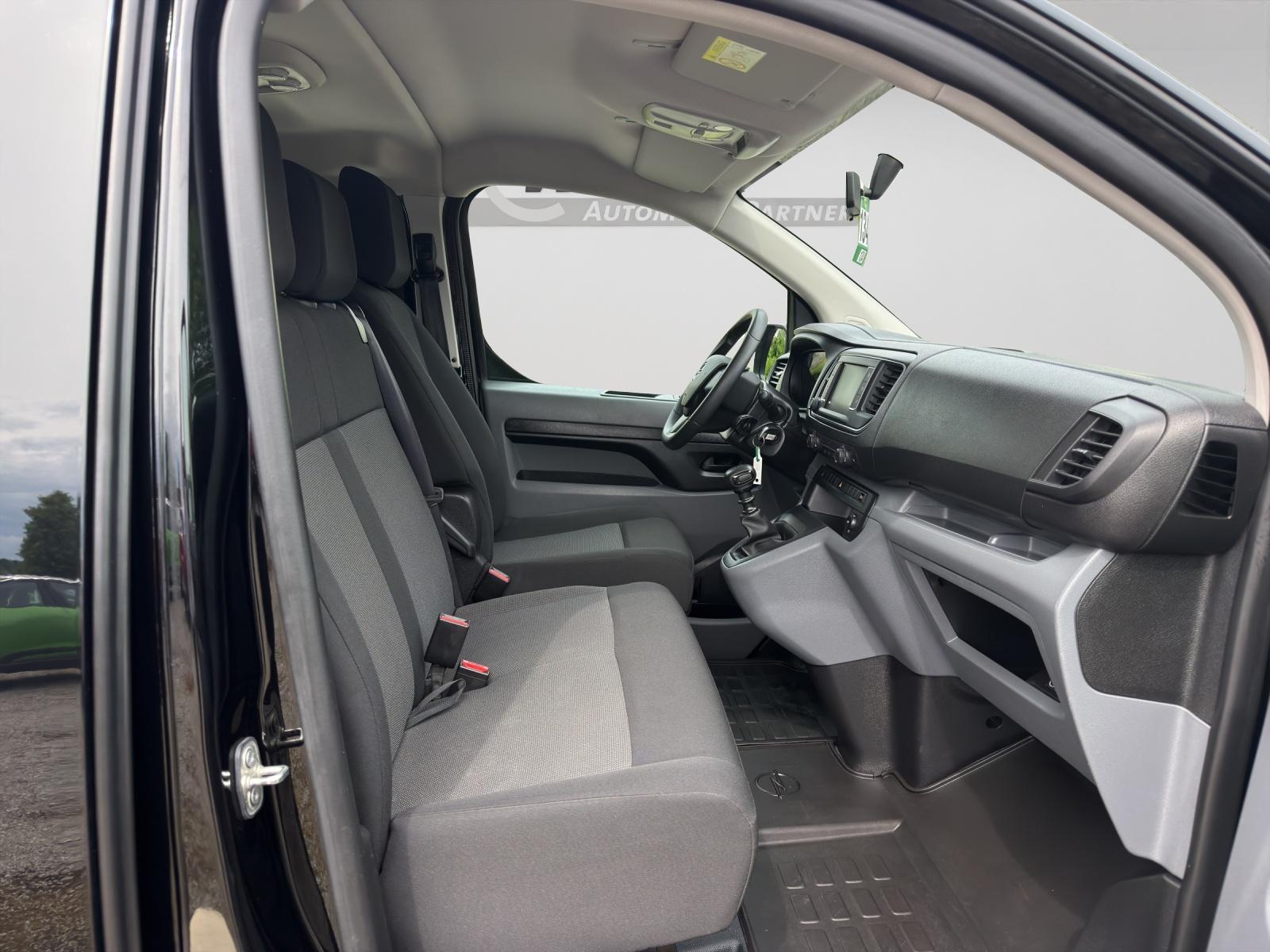 Bild 7 von OPEL Vivaro 1,5D 6-Gang Bluetooth / Carplay+AndroidAu