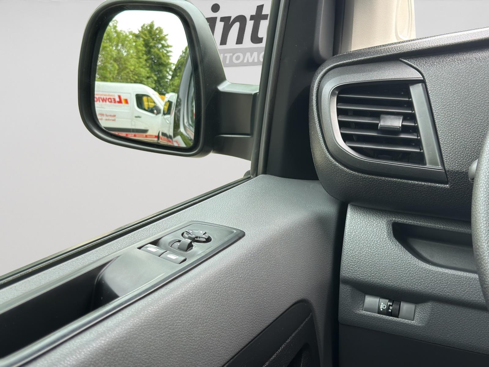Bild 11 von OPEL Vivaro 1,5D 6-Gang Bluetooth / Carplay+AndroidAu