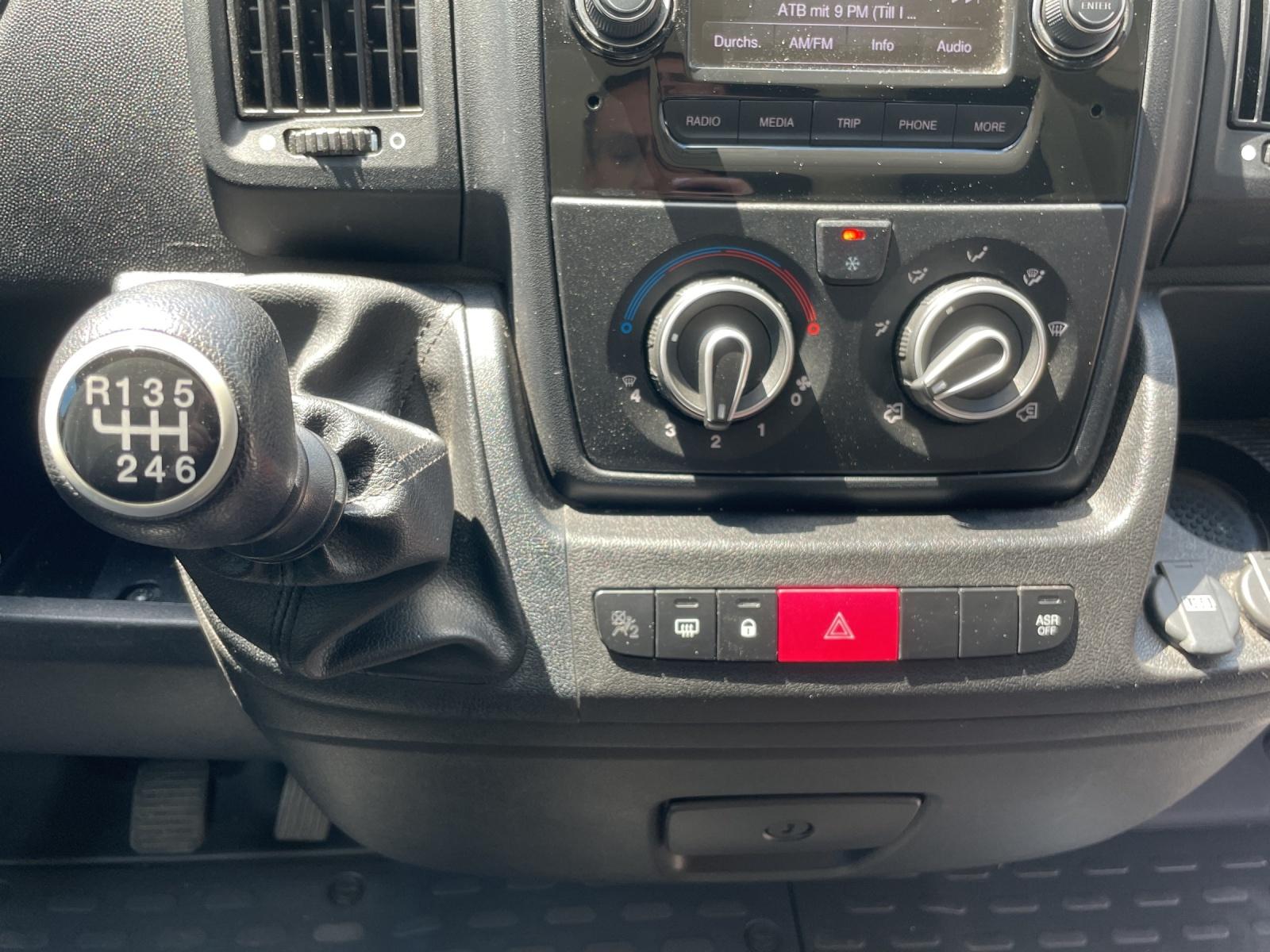 Bild 16 von PEUGEOT Boxer L3H2 2.2 BlueHDi 6GS DAB/KLIMA