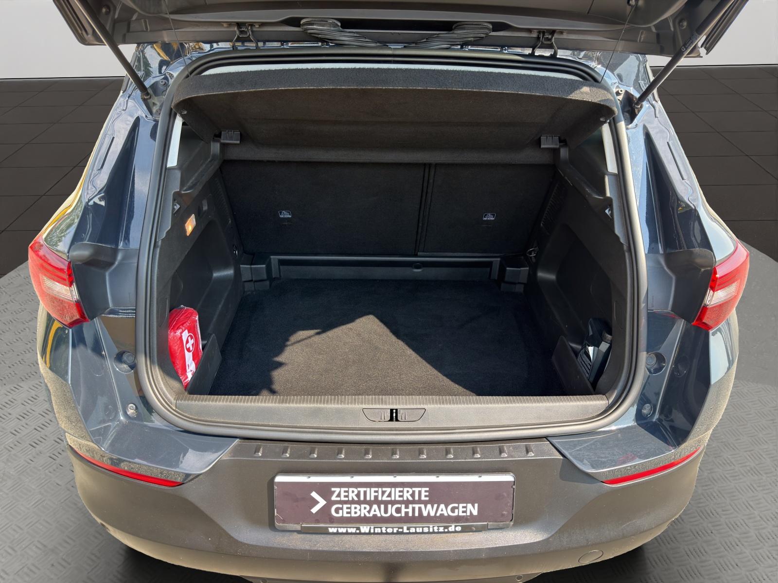 Bild 12 von OPEL Grandland X 1.2 Turbo Business Edition 360°Kamer