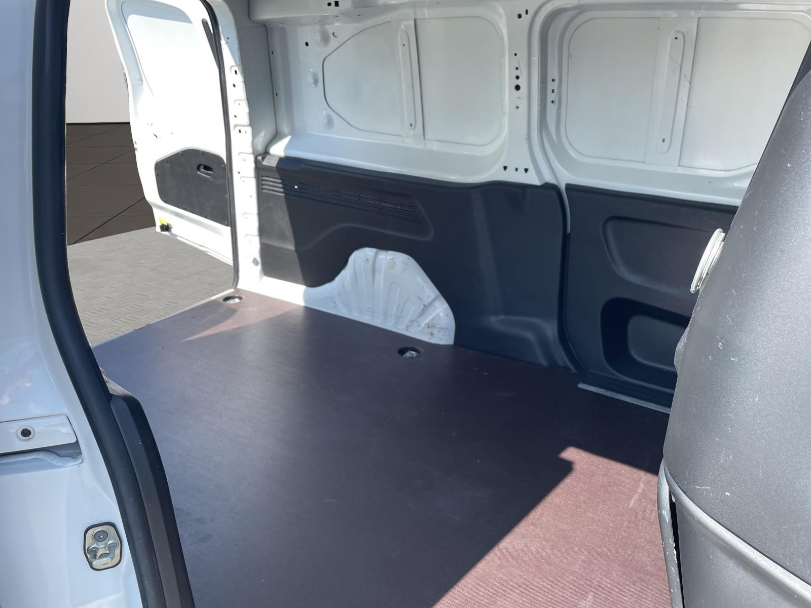 Bild 11 von CITROEN Berlingo Worker XL 1.5 BlueHDi 131PS Klima/Radio