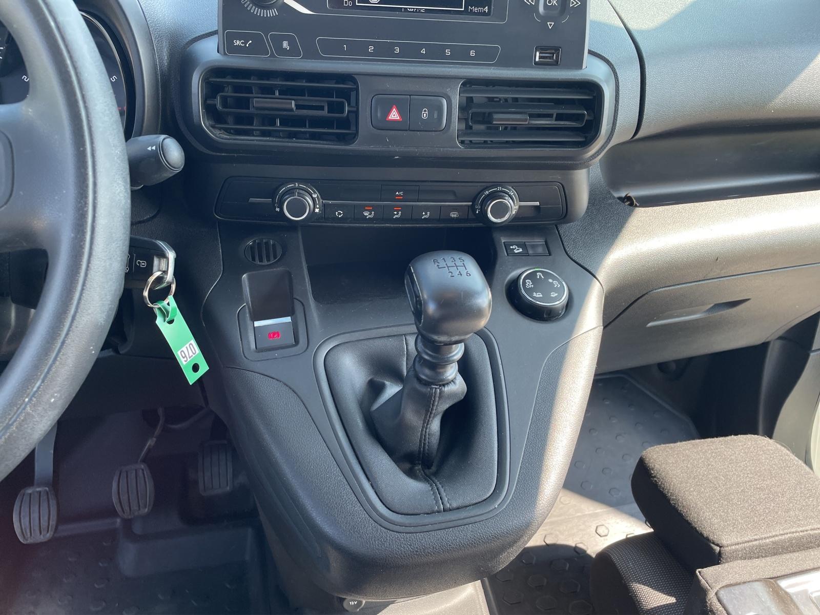 Bild 16 von CITROEN Berlingo Worker XL 1.5 BlueHDi 131PS Klima/Radio