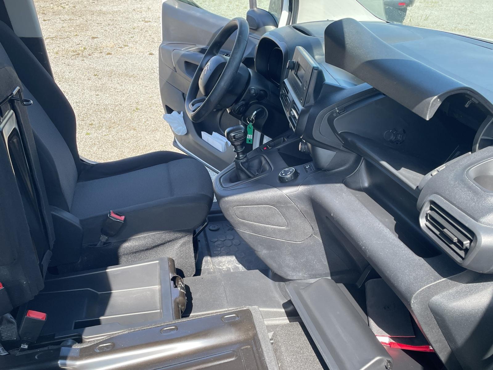 Bild 20 von CITROEN Berlingo Worker XL 1.5 BlueHDi 131PS Klima/Radio