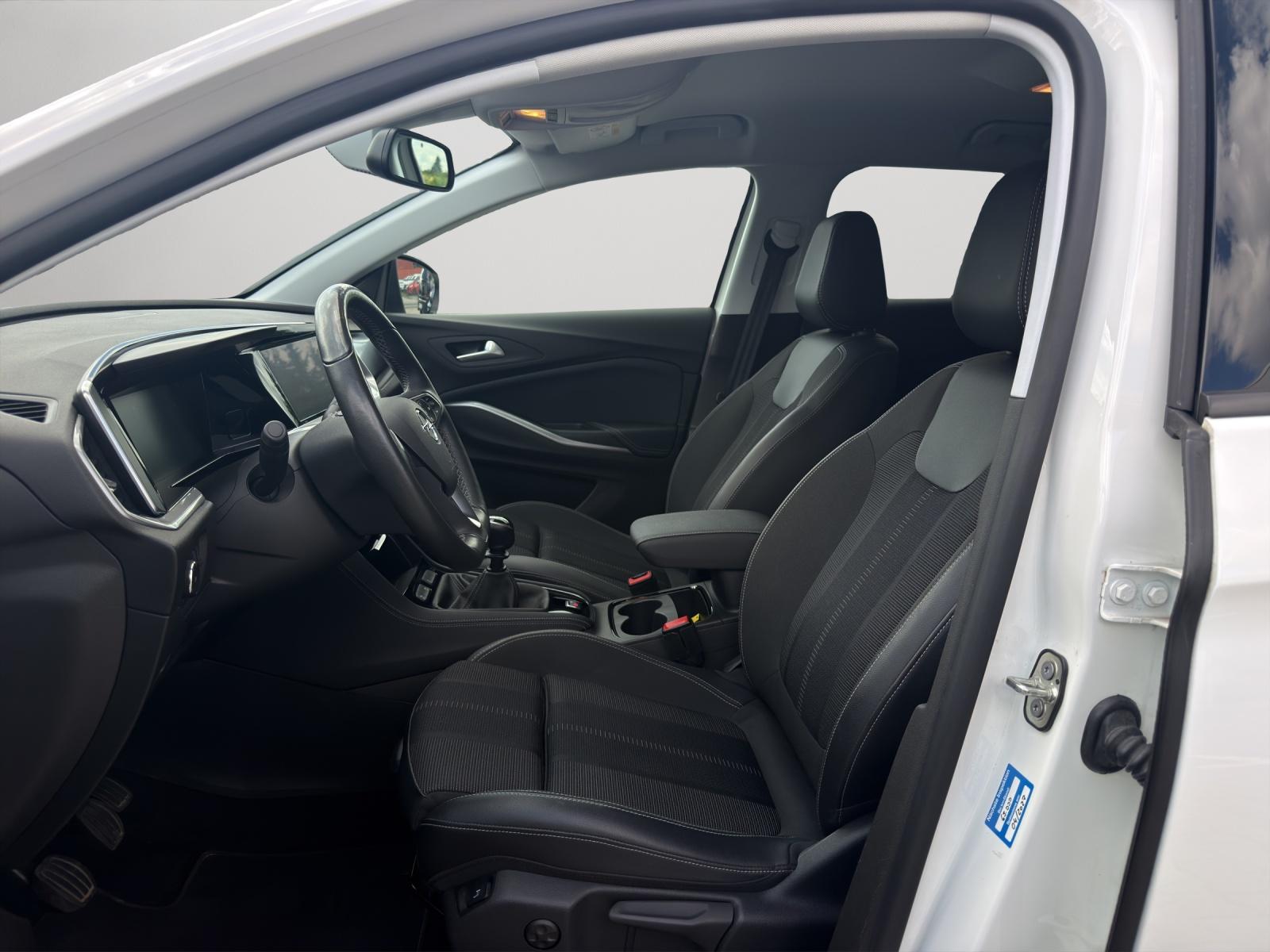 Bild 18 von OPEL Grandland 1,2 DIT 130PS 6-Gang GS Frontscheibenh