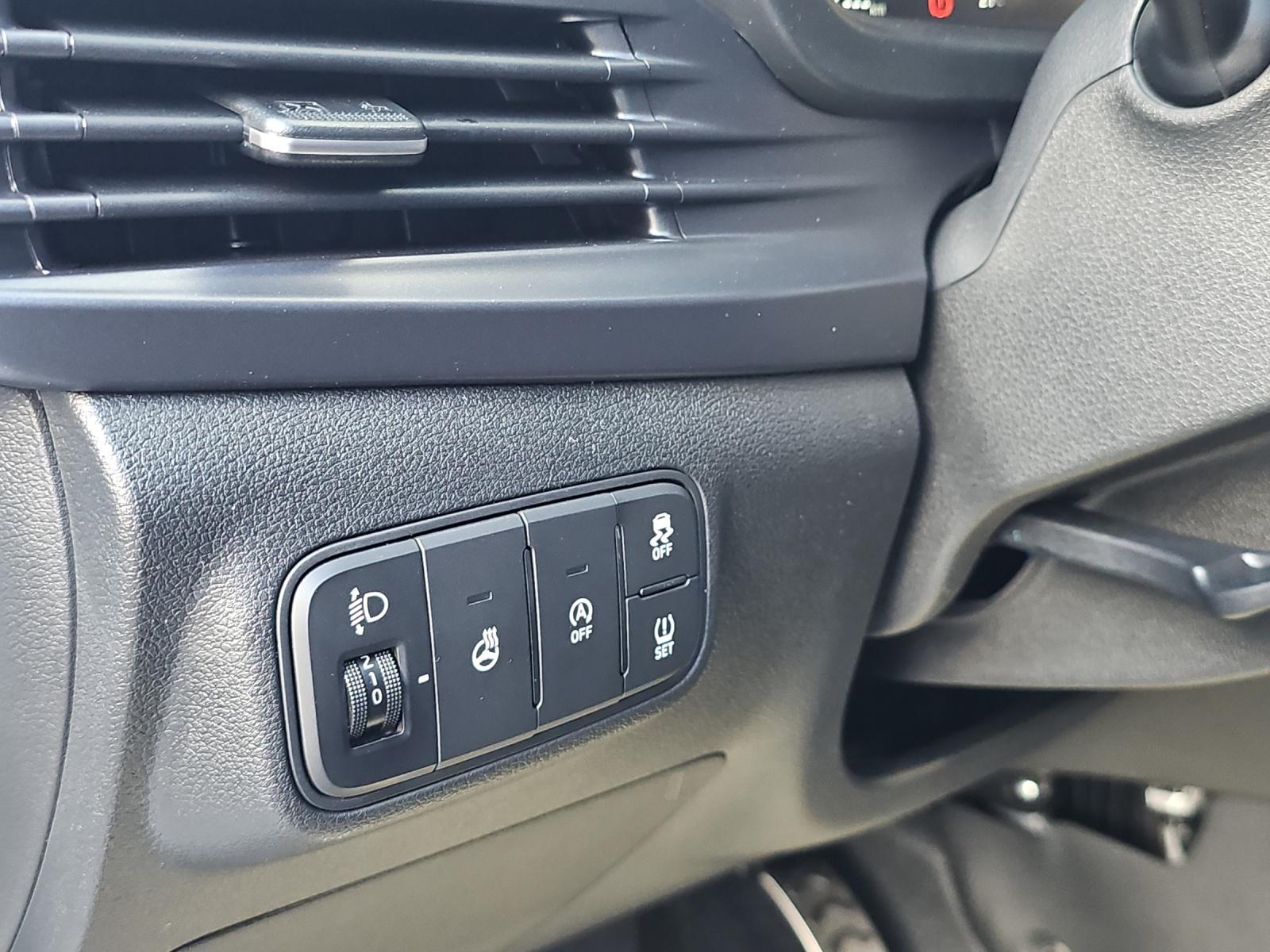 Bild 20 von HYUNDAI Bayon 1.0T-GDi 7-DCT Blackline/LED/DAB