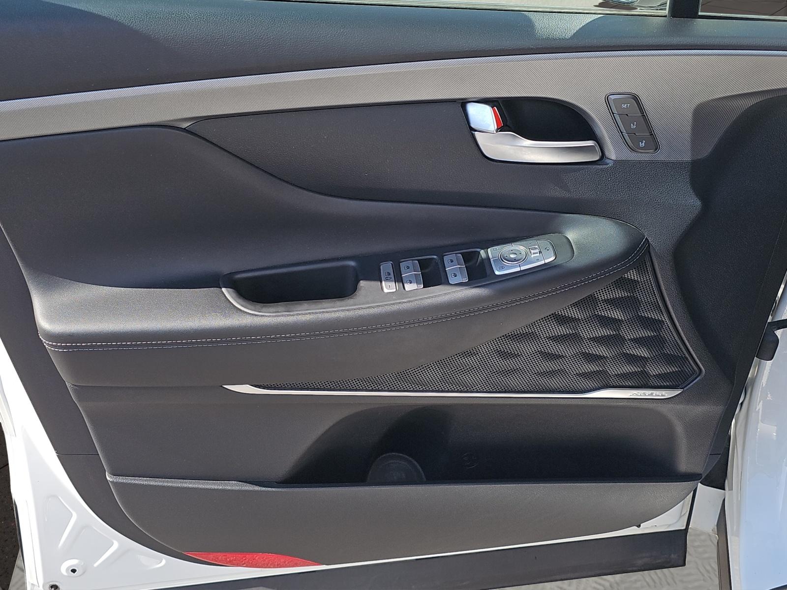 Bild 17 von HYUNDAI Santa Fe 1.6 T-GDI Plug-In-Hybrid Signature 4WD