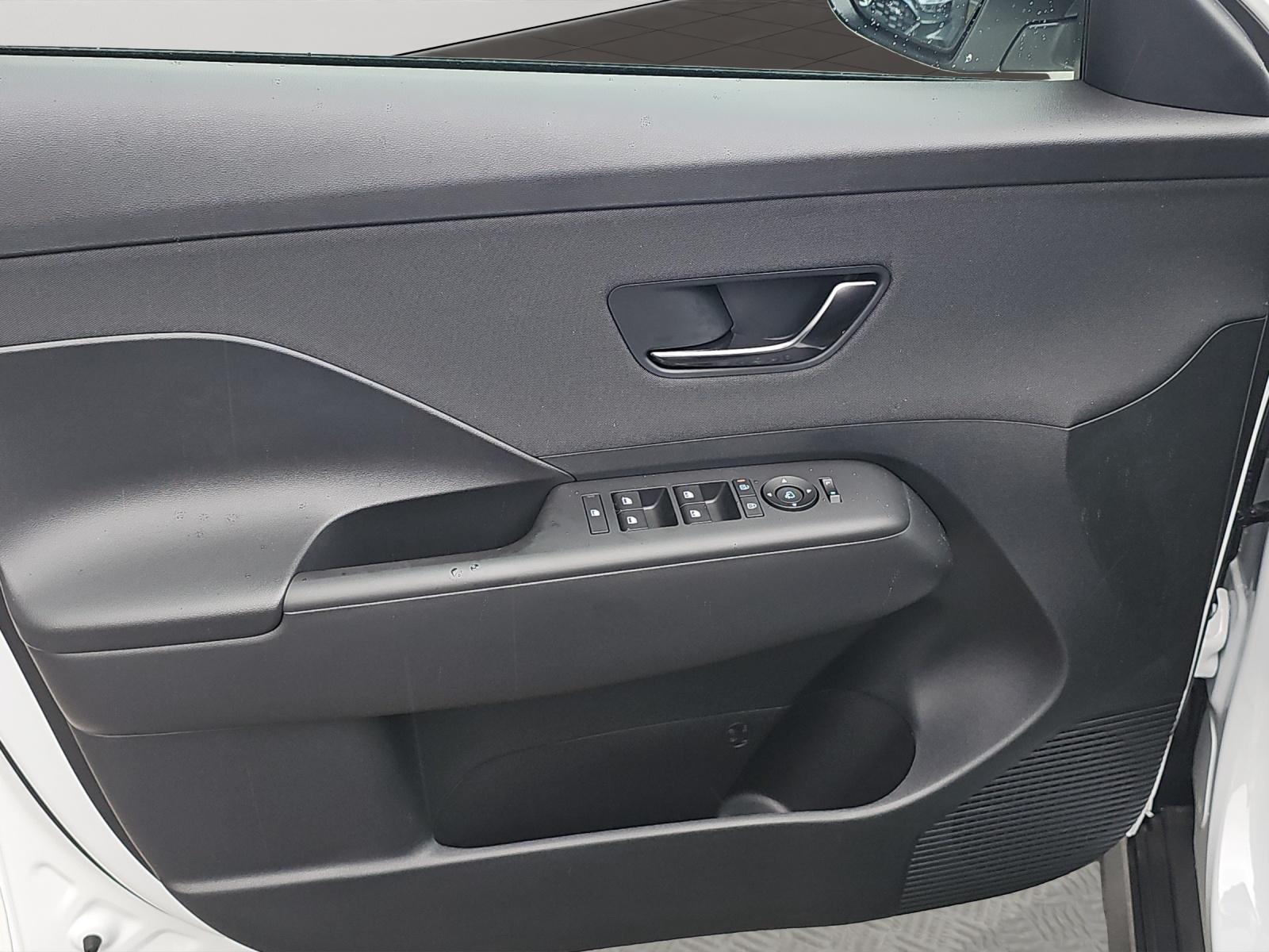 Bild 17 von HYUNDAI Kona 1.6T-GDi 6-MT N-Line/LED/NAVI