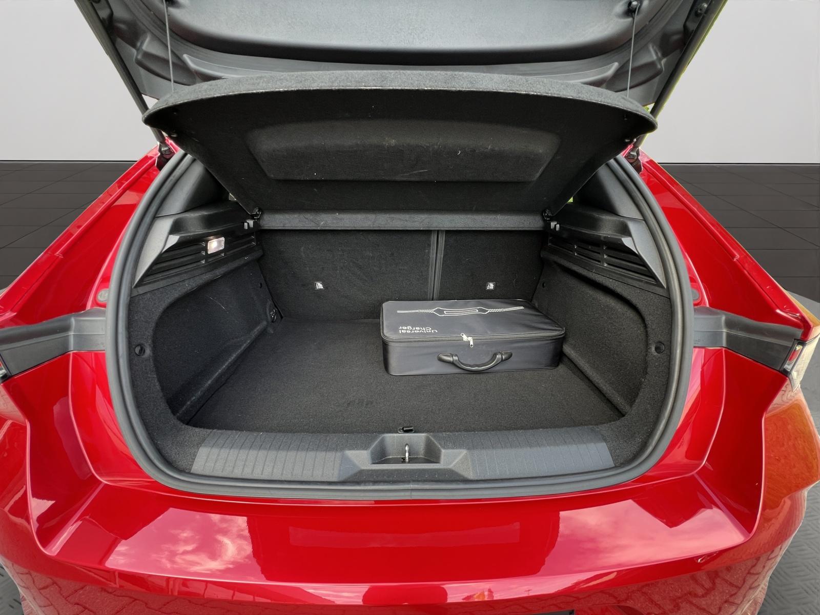 Bild 12 von OPEL Astra 5-Türer PHEV 133kW (180PS), Edition