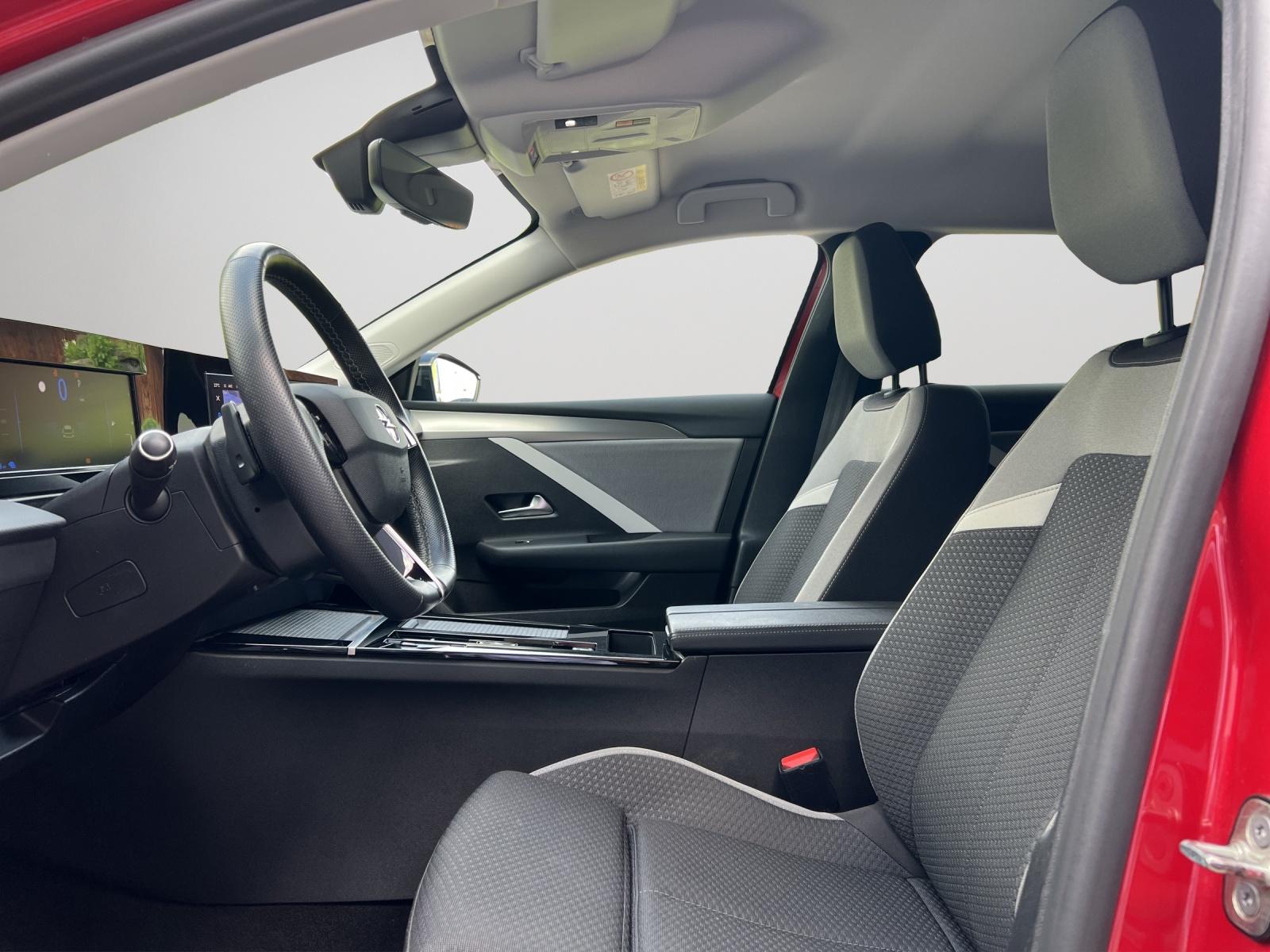 Bild 18 von OPEL Astra 5-Türer PHEV 133kW (180PS), Edition