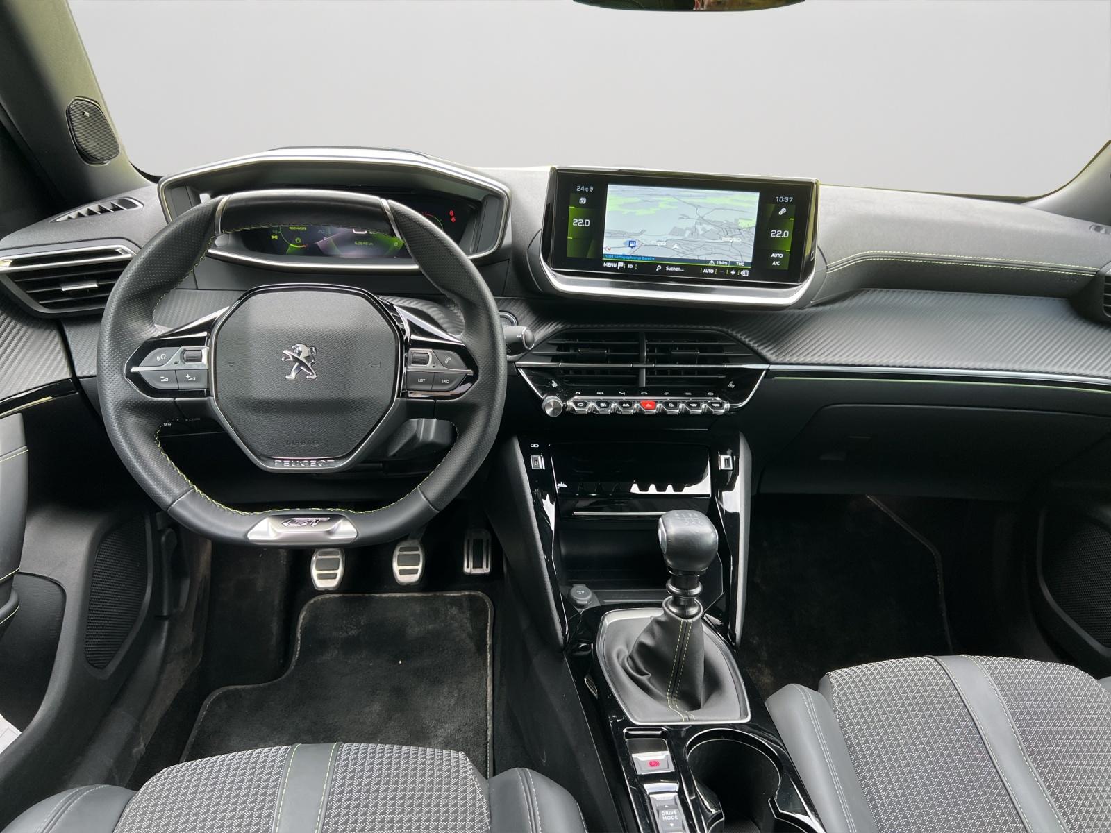 Bild 13 von PEUGEOT 2008 1.2 PureTech GT