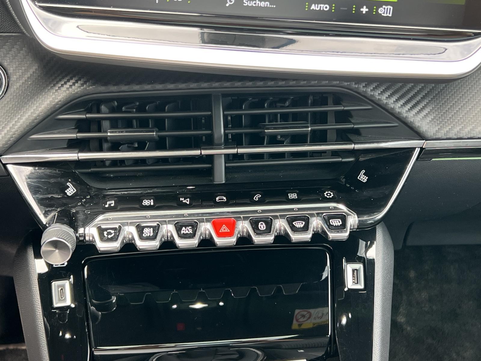 Bild 21 von PEUGEOT 2008 1.2 PureTech GT