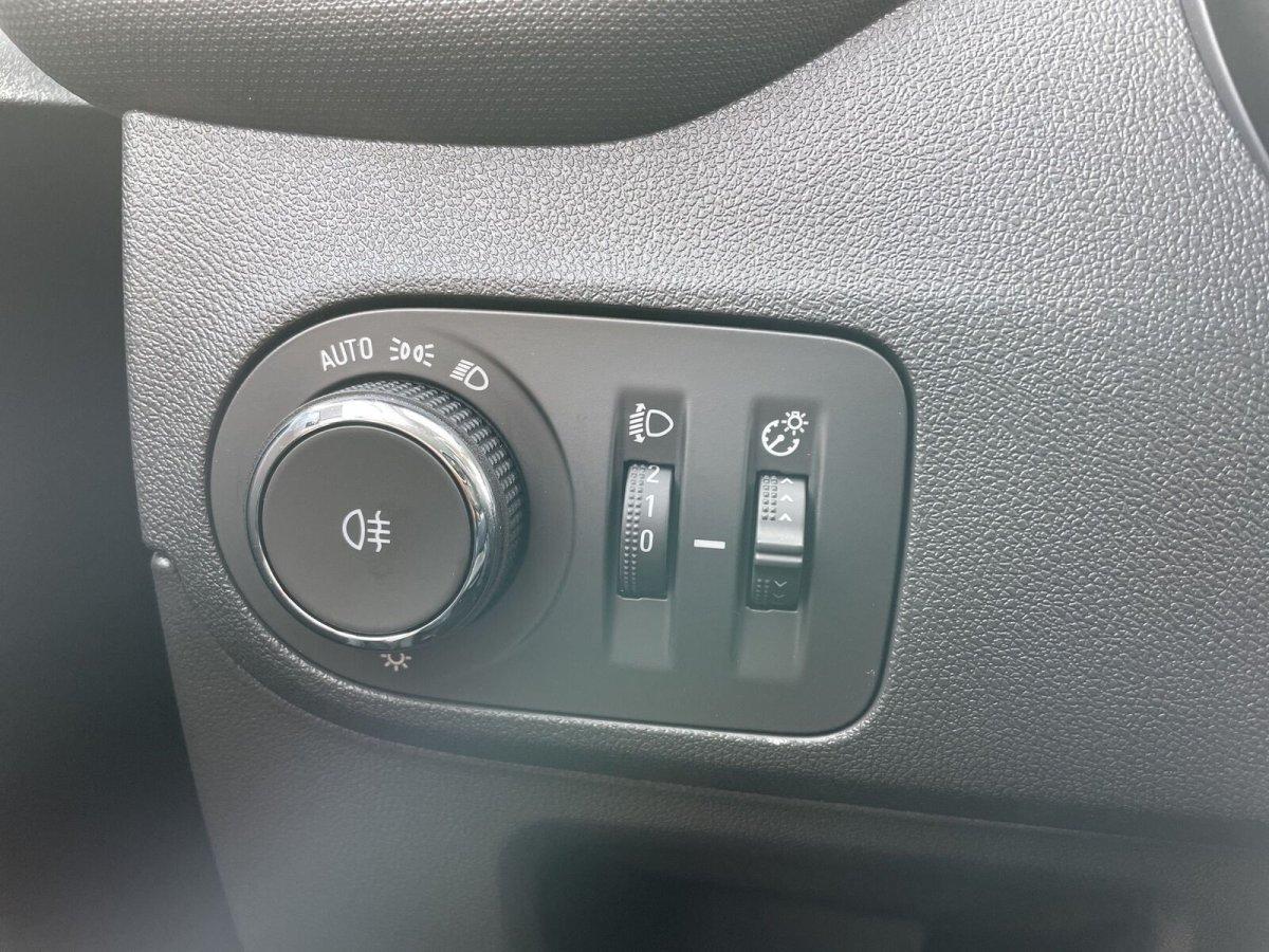 Bild 15 von OPEL CROSSLAND X 1,2T Elegance LED/DAB/KAMERA