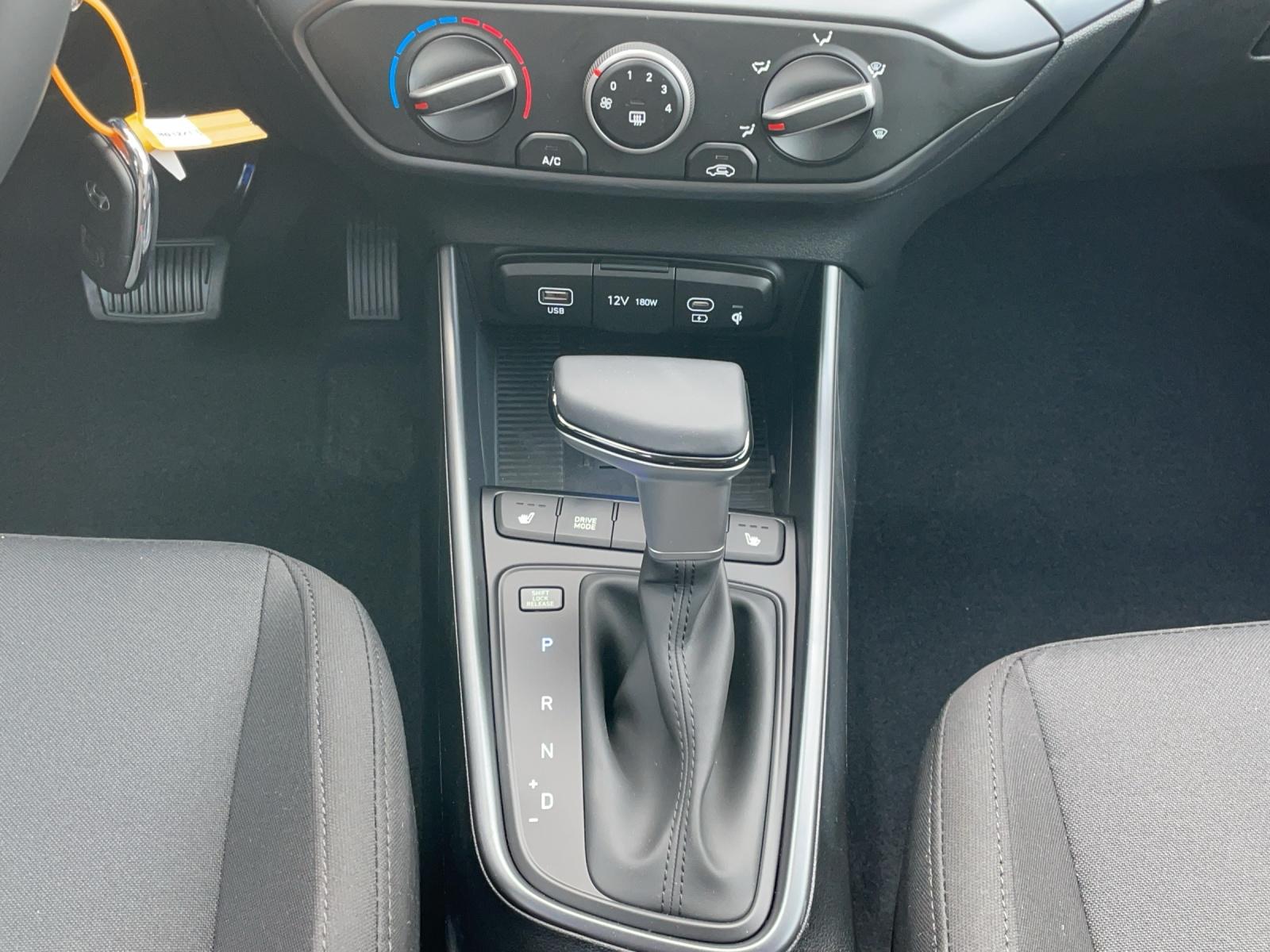 Bild 16 von HYUNDAI i20 1.0 T-GDI 7-DCT Trend/BOSE/LED/SHZ