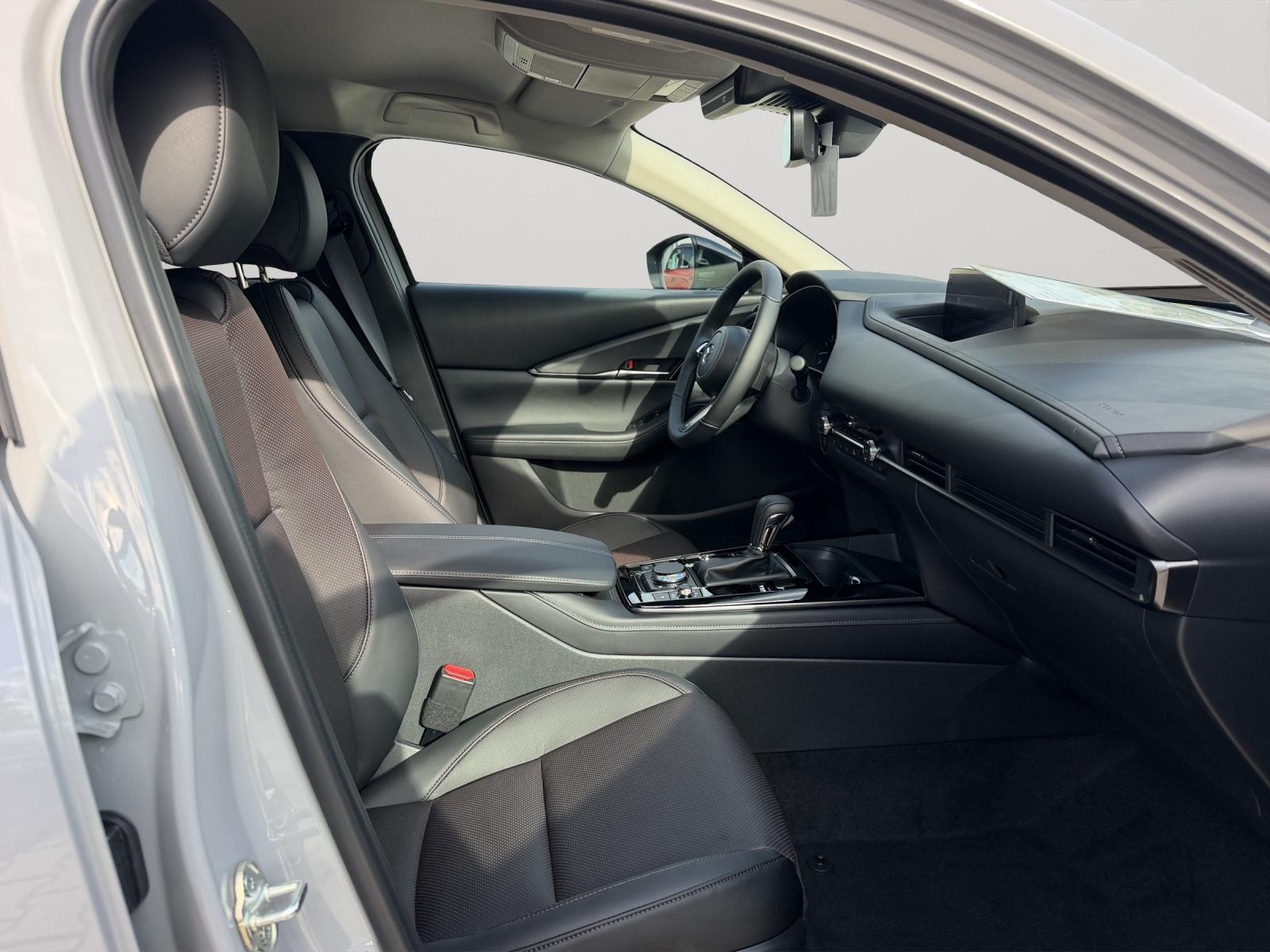 Bild 10 von MAZDA CX-30 2,5l 140PS FWD Homura Plus MATRIX/360°KAME