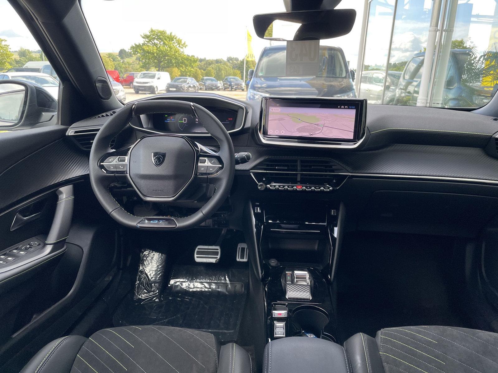 Bild 7 von PEUGEOT E-2008 GT NEUES MODELL LED/NAVI/KAMERA/SHZ