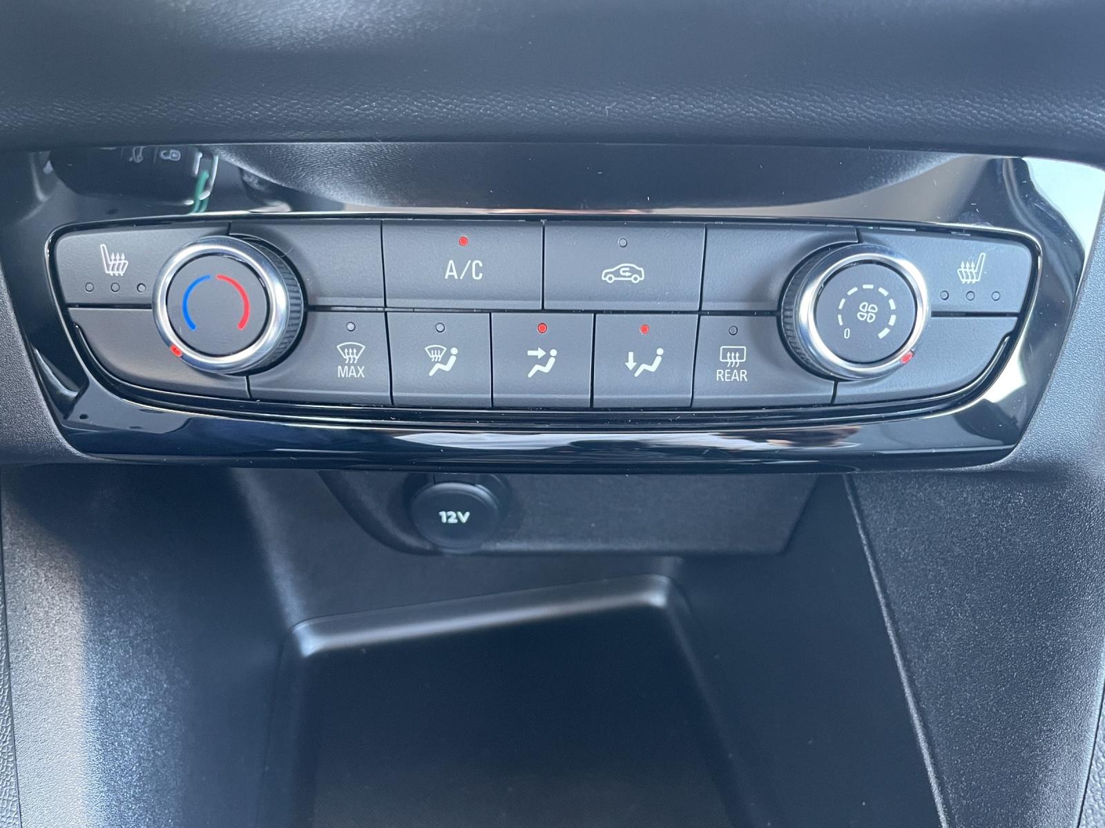 Bild 12 von OPEL Corsa 1.2 LED/LENKRAD+SHZ/PDC/DAB